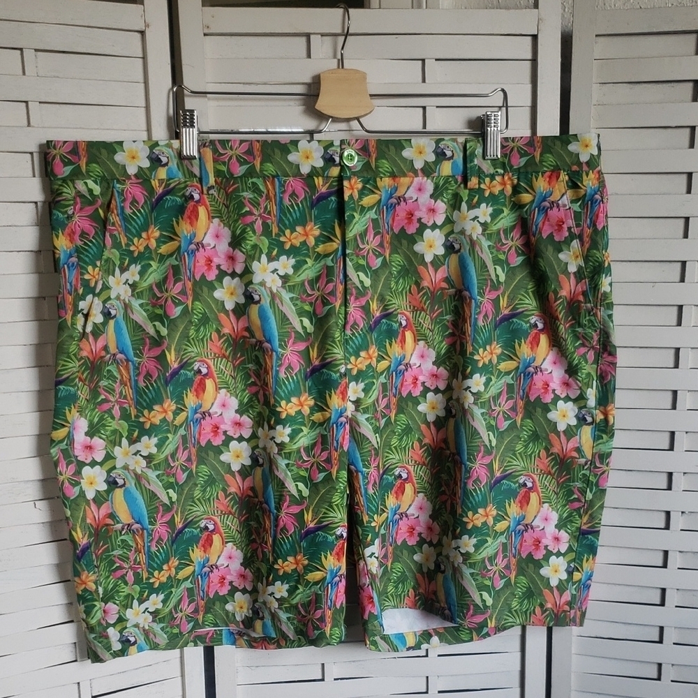 HRESKI Tropical Print Mens  Shorts with Parrots and Flowers Size 46